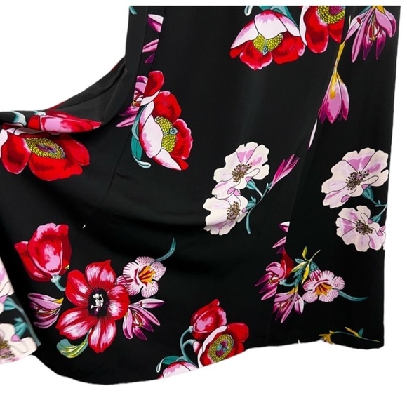 ANN TAYLOR FACTORY Floral Print Crossback Bow Dress Black w/ Colorful Florals 6 - Picture 5 of 10